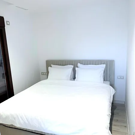 Sunset Benidorm 卡拉德费斯特拉特